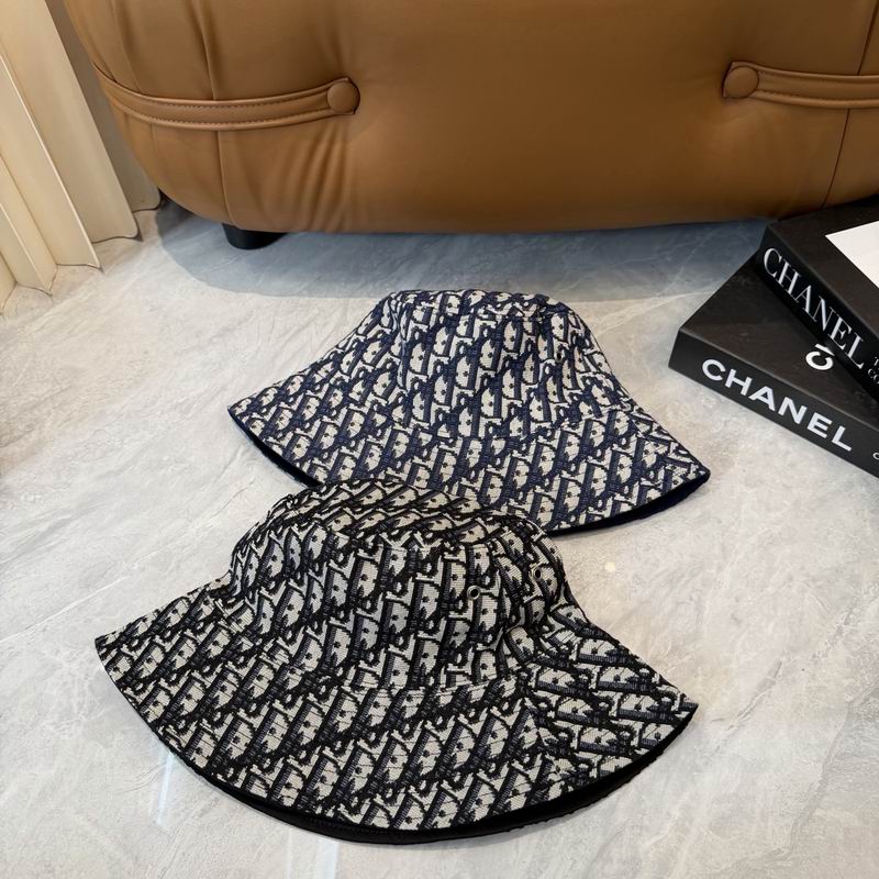 Dior hat dx32